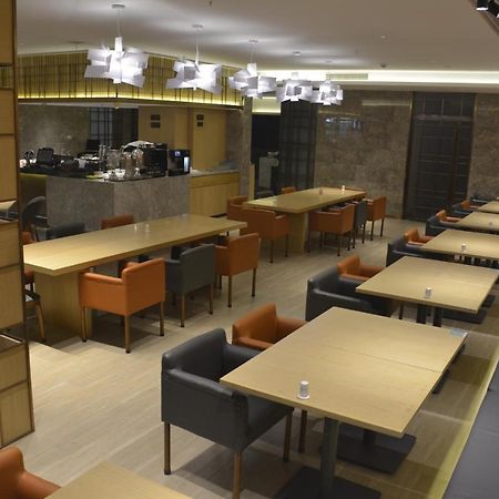 שנגחאי Vienna International Hotel - Expo Branch מראה חיצוני תמונה