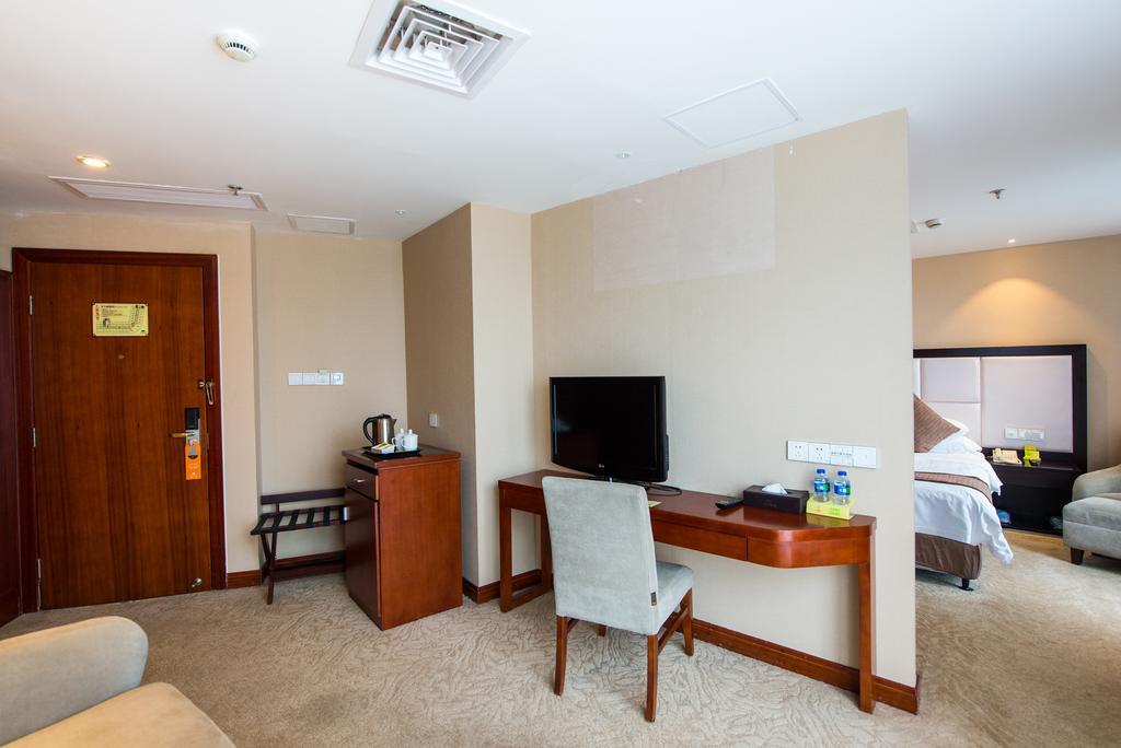 שנגחאי Vienna International Hotel - Expo Branch מראה חיצוני תמונה