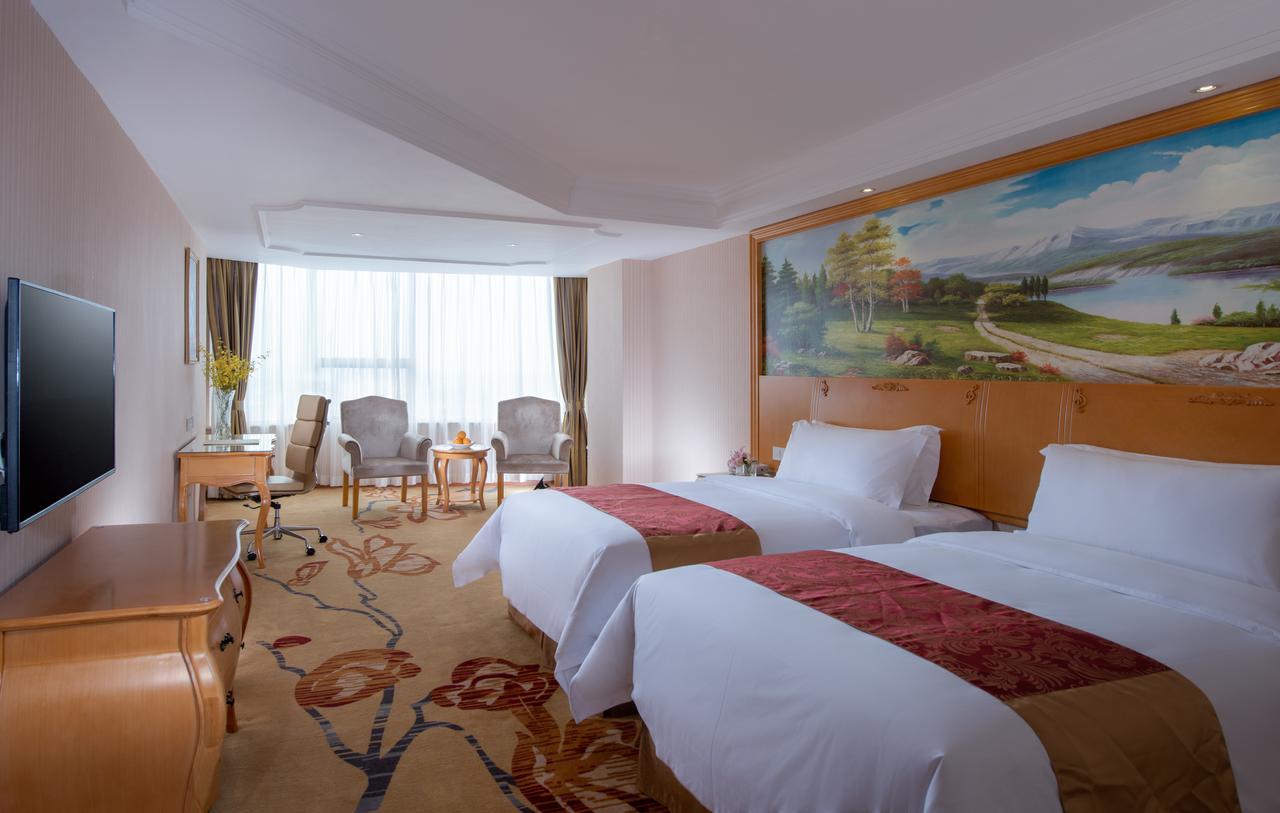 שנגחאי Vienna International Hotel - Expo Branch מראה חיצוני תמונה