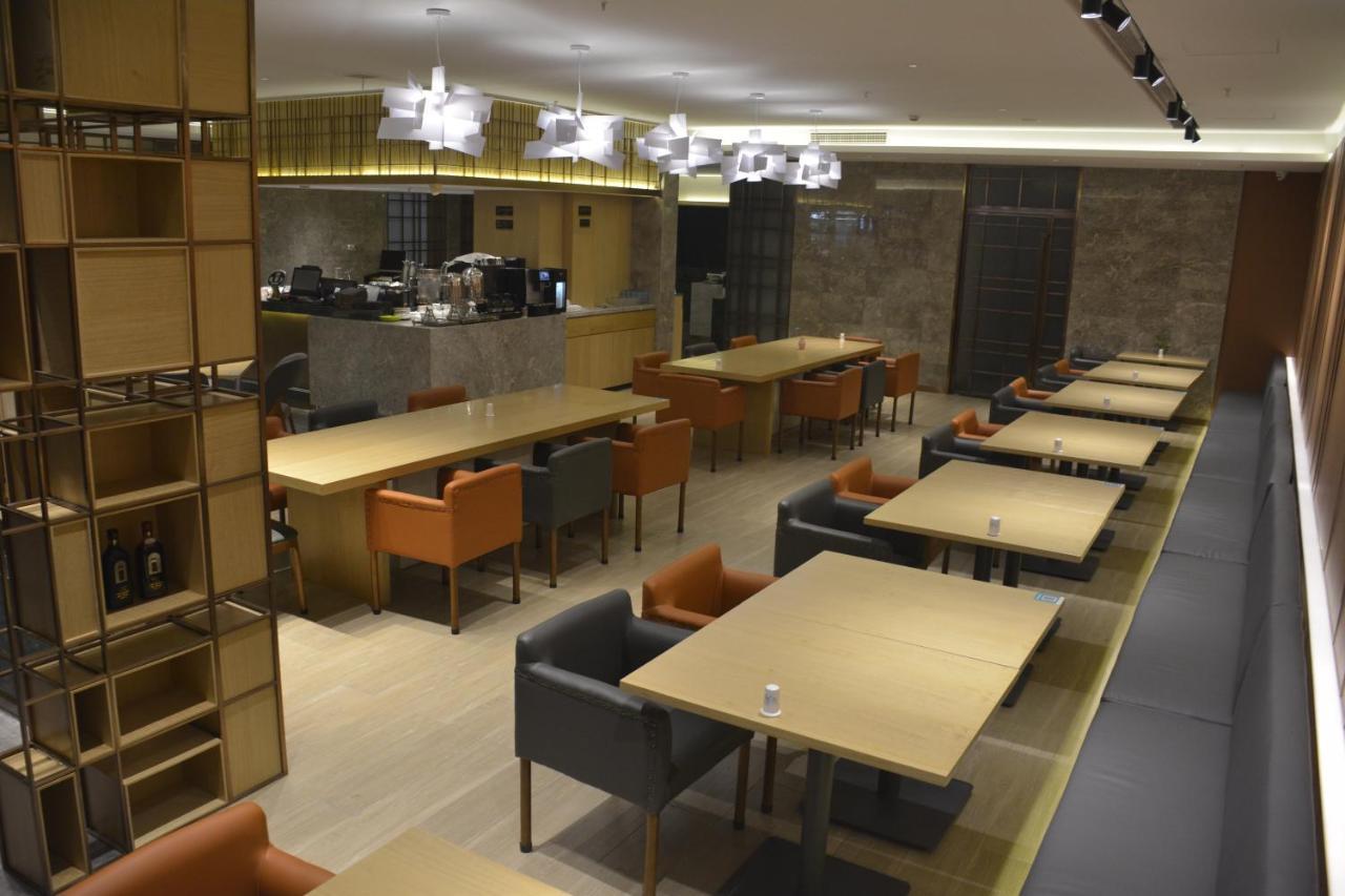 שנגחאי Vienna International Hotel - Expo Branch מראה חיצוני תמונה
